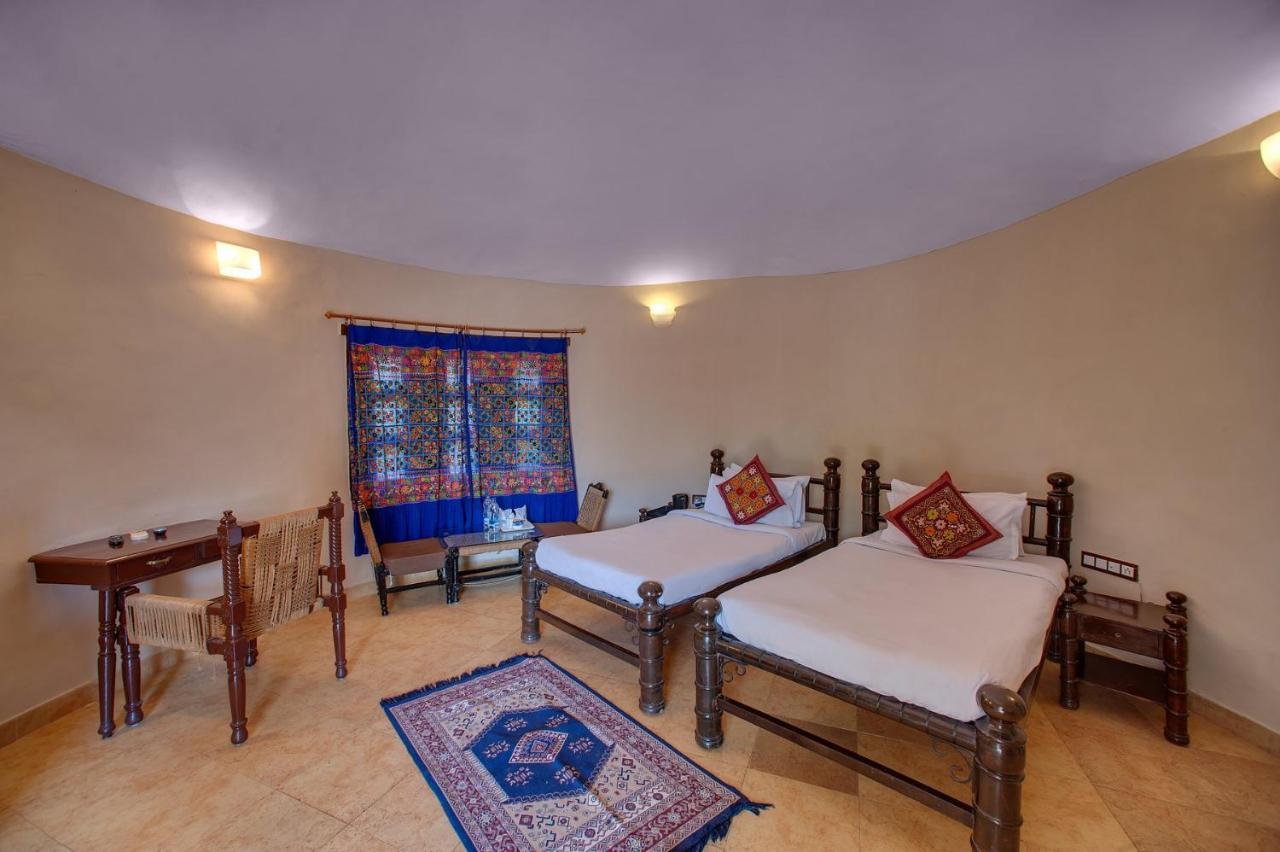 The Royal Safari Camps Hotell Bajāna Exteriör bild